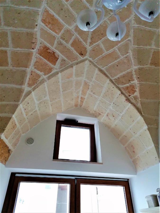 Regina Viarum Apartment, Historic City Centre Brindisi Exterior foto